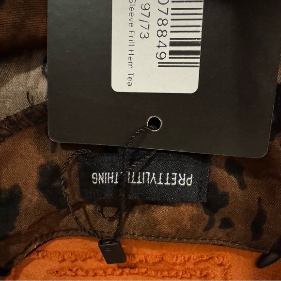 Pretty Little Thing Chocolate Abstract Puff Sleeve Frill Hem Tea Dress 10 NWT - Picture 10 of 10